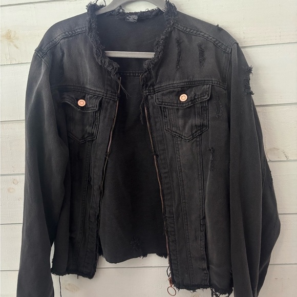 Ashley Stewart Black Distressed Denim Jacket in size 14/17. Great condition! - Picture 6 of 13